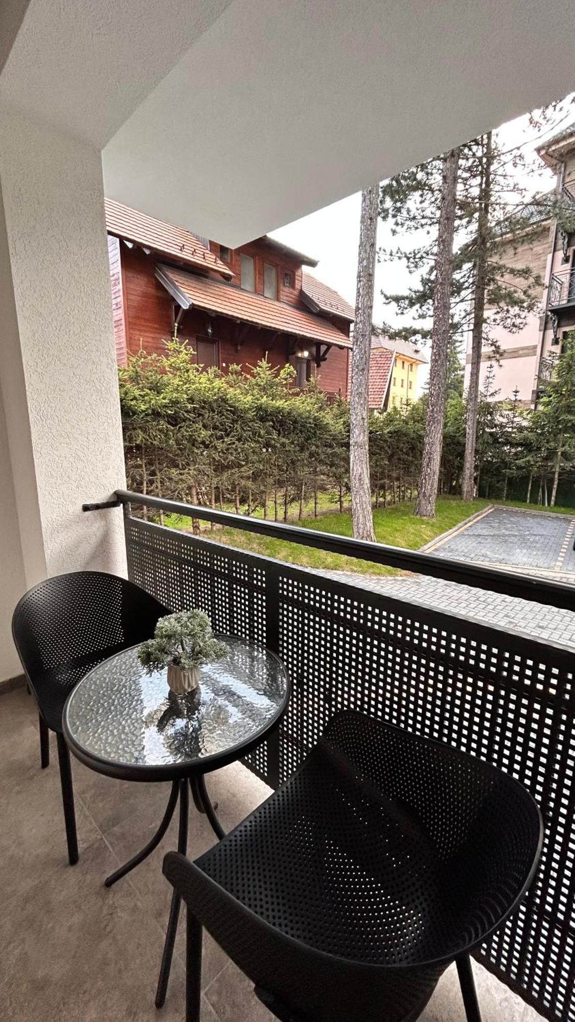 Luna-apartman 1 *